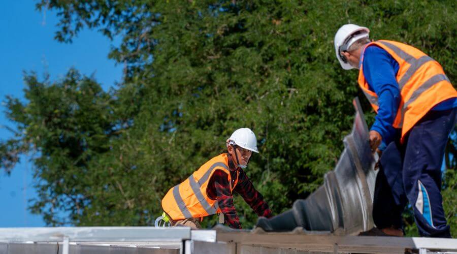 Professional residential roofers in Scaly Mountain, NC